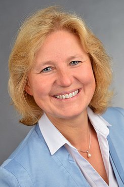 Frau  Ingrid Muschiolik